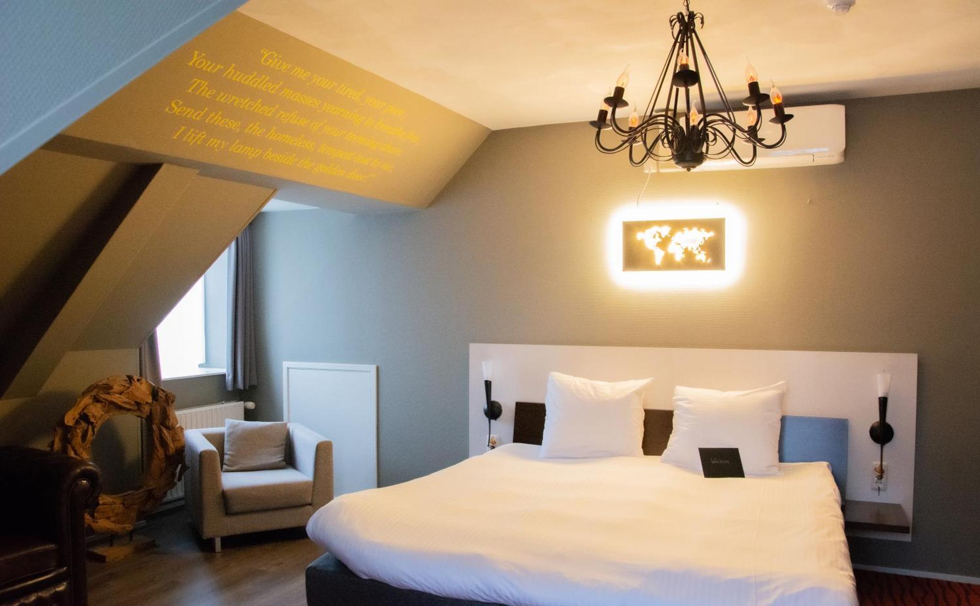 וחנינגן Hotel De Wereld מראה חיצוני תמונה