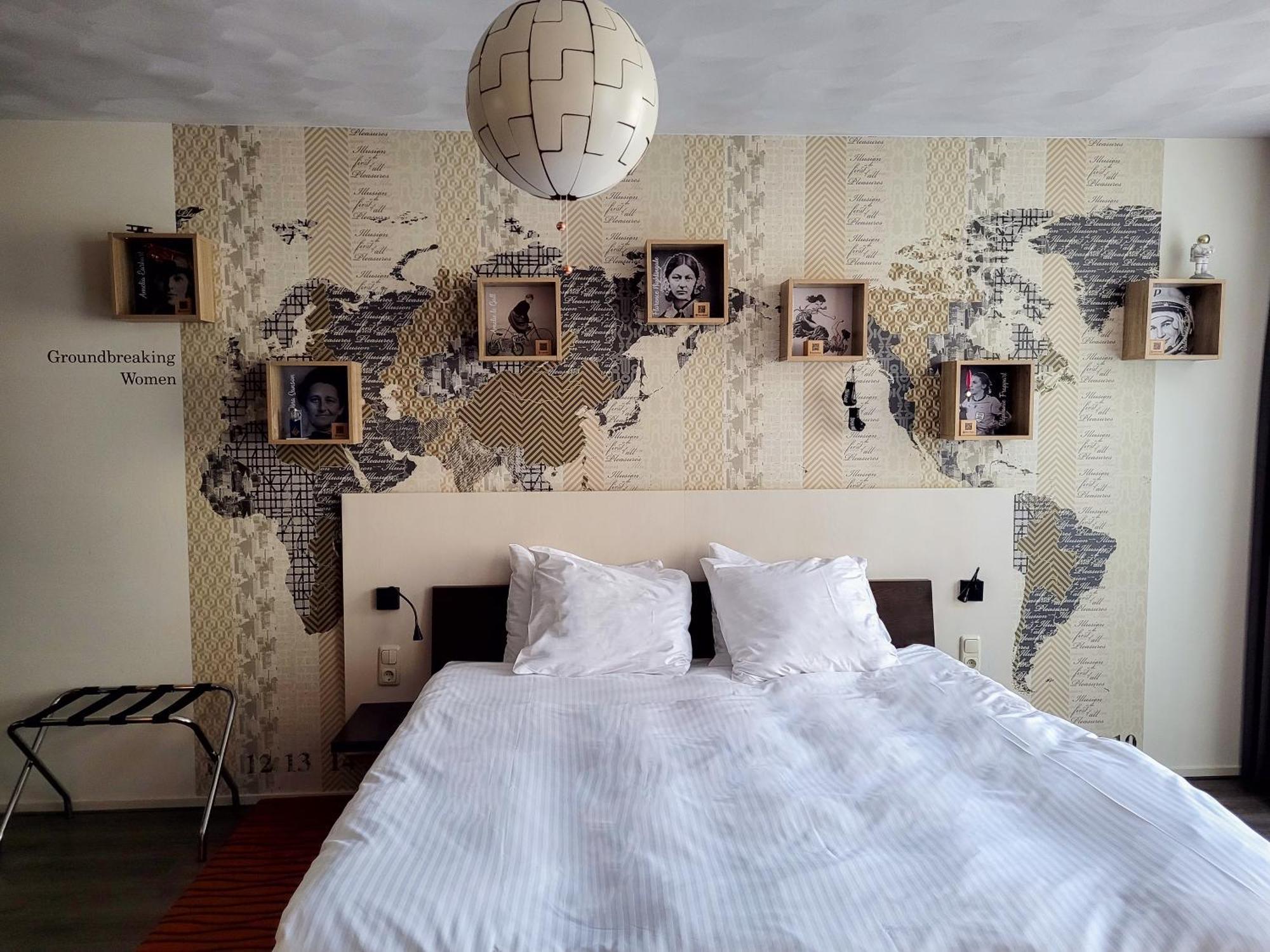 וחנינגן Hotel De Wereld מראה חיצוני תמונה